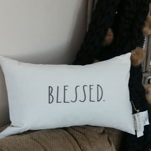 Rae Dunn down pillow** SOLD**